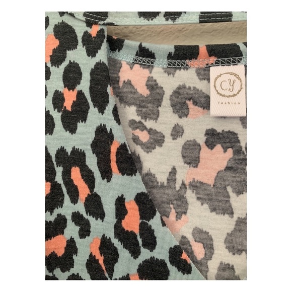 🛍NEW! Leopard Print Choker Top! - Picture 8 of 8